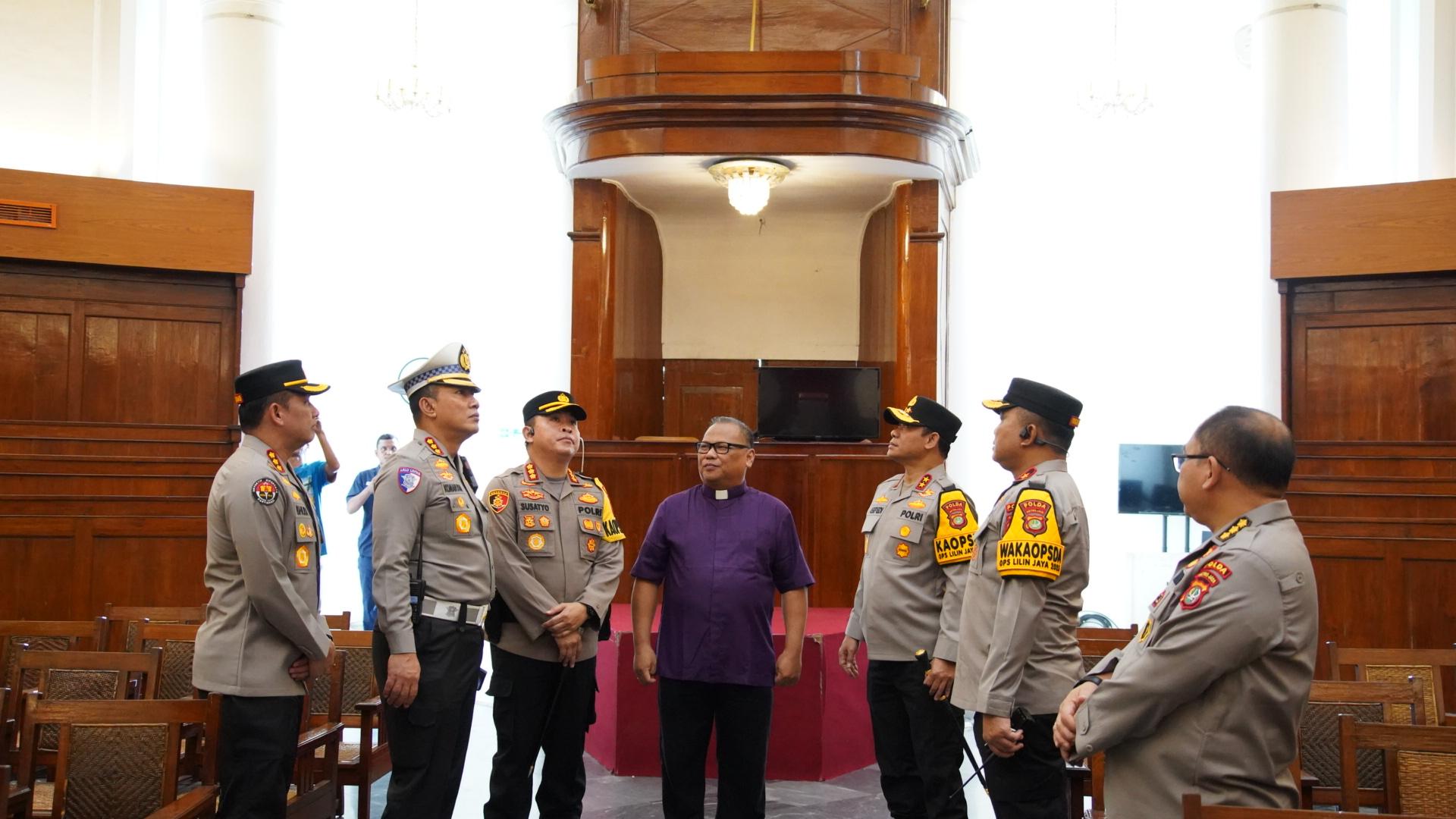 JAGA JAKARTA : Kapolda Metro Jaya Pastikan Keamanan dan Kenyamanan Masyarakat Selama Nataru