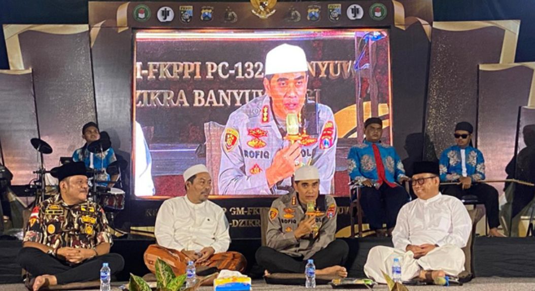 Sapulidi : Merdunya Suara Kapolresta Banyuwangi Nembang Tradisional Campursari – TIMES Banyuwangi